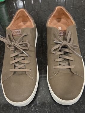OluKai Men’s Low-Top Lace-Up Sneakers in Olive Green with White Sole